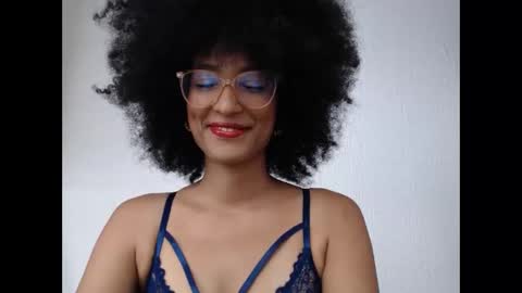 viiolettaaa online show from 04.25.26