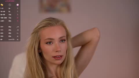 vika54784 online show from 12.22.25