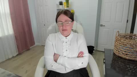 Ukrainian-woman online show from 02.11.25