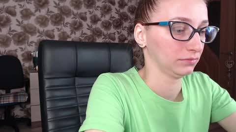 Vika online show from 12.07.24