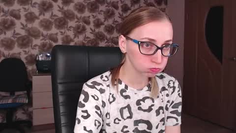 Vika online show from 01.30.25