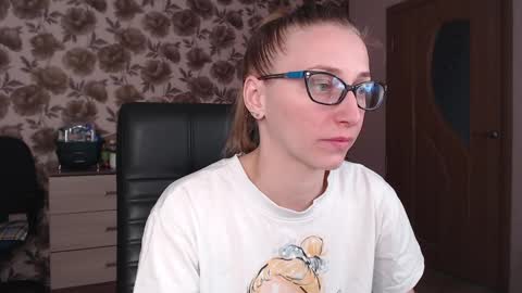 Vika online show from 02.04.25