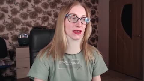 Vika online show from 02.13.25