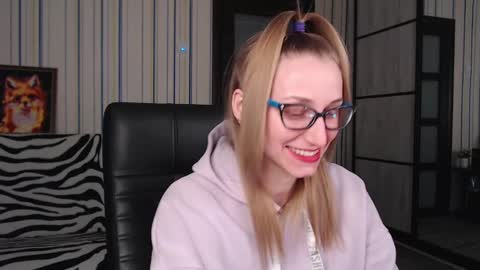 Vika online show from 03.04.25