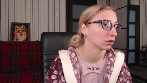 Vika online show from 10.05.25