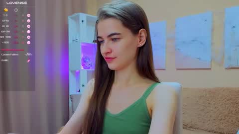 Snapshot of vikiberry chatting on 11.09.25 vikiberry online show from 11.09.25