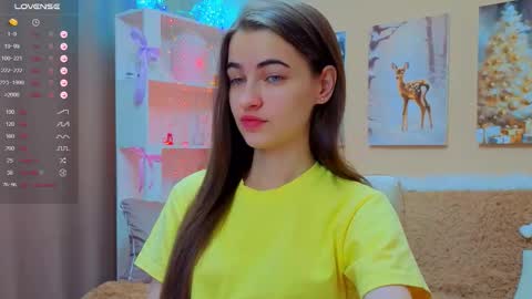 Snapshot of vikiberry chatting on 12.05.25 vikiberry online show from 12.05.25