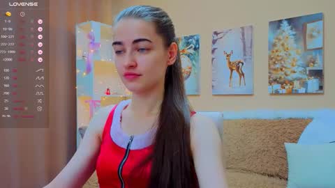 Snapshot of vikiberry chatting on 12.14.25 vikiberry online show from 12.14.25