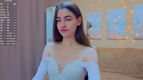 Snapshot of vikiberry chatting on 03.14.26 vikiberry online show from 03.14.26