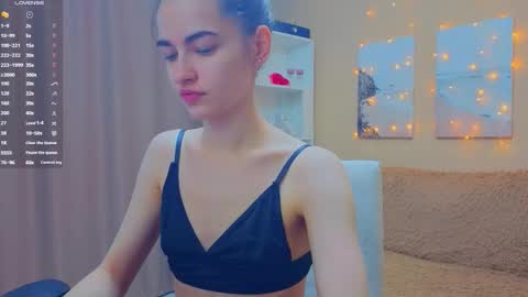 Snapshot of vikiberry chatting on 03.15.26 vikiberry online show from 03.15.26