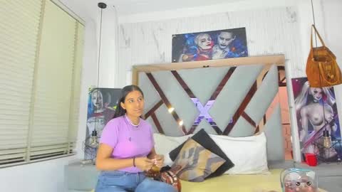 vikiTomson online show from 01.08.25