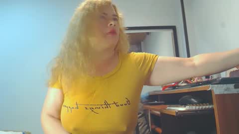 VIKKKTORIAAA online show from 03.12.25