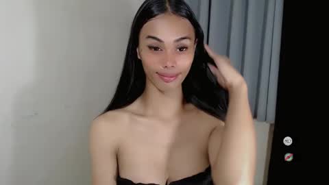 vikkylustfull online show from 02.18.25