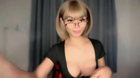 vikkylustfull online show from 06.17.26
