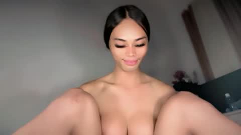 vikkylustfull online show from 06.18.26