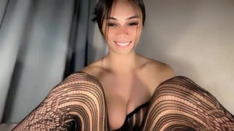 vikkylustfull online show from 06.22.26