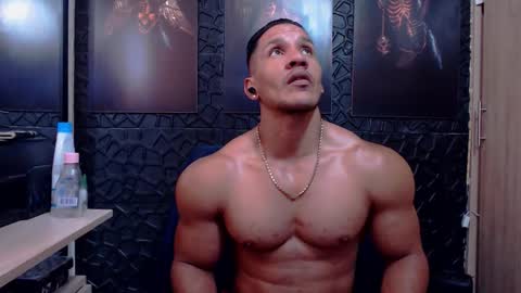 Viktor Herrera online show from 03.04.26