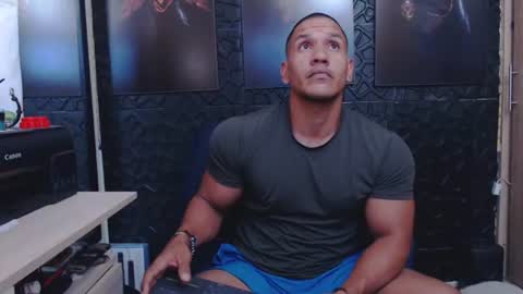 Viktor Herrera online show from 07.20.26