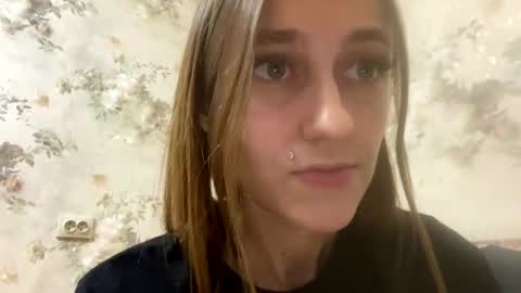 Snapshot of viktoria9898 chatting on 12.03.24 Sweett online show from 12.03.24