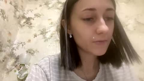 Snapshot of viktoria9898 chatting on 12.03.25 Sweett online show from 12.03.25