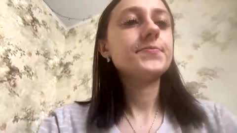 Snapshot of viktoria9898 chatting on 02.18.26 Sweett online show from 02.18.26