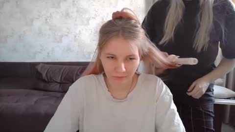 Snapshot of viktorlonsky chatting on 12.11.24 viktorlonsky online show from 12.11.24