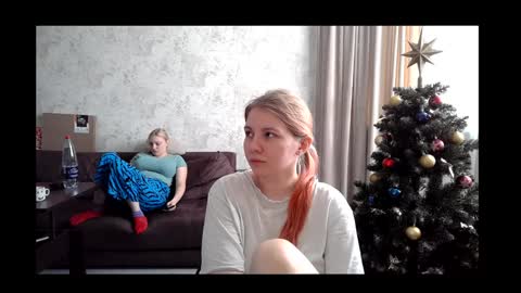 Snapshot of viktorlonsky chatting on 01.09.25 viktorlonsky online show from 01.09.25