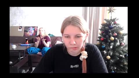 Snapshot of viktorlonsky chatting on 01.20.25 viktorlonsky online show from 01.20.25