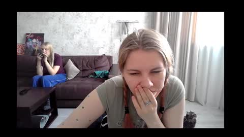 Snapshot of viktorlonsky chatting on 02.04.25 viktorlonsky online show from 02.04.25