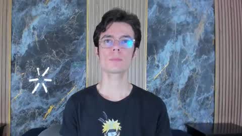 Snapshot of viktornoir chatting on 09.30.25 viktornoir online show from 09.30.25