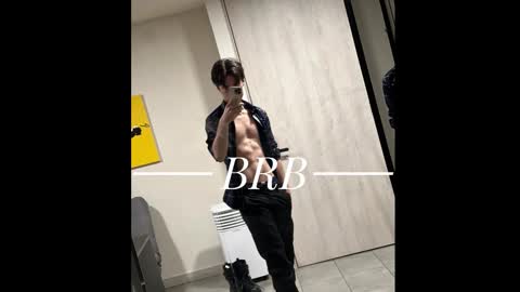 Snapshot of viktornoir chatting on 11.05.25 viktornoir online show from 11.05.25