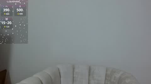 Snapshot of vikysexy28 chatting on 02.23.25 vikysexy28 online show from 02.23.25