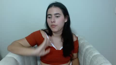 Snapshot of vikysexy28 chatting on 02.25.25 vikysexy28 online show from 02.25.25