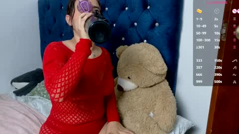 vikysexy28 online show from 04.06.26