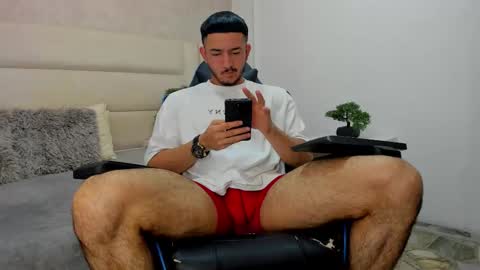 Snapshot of vilaty_makris chatting on 11.01.25 Vitaly online show from 11.01.25