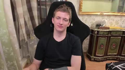 Snapshot of vince__dice chatting on 06.24.26 Dimoooooon online show from 06.24.26