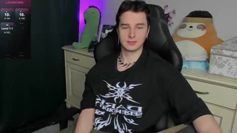 Vincent Strong online show from 01.16.26