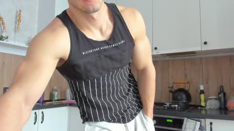 Vincent.  uncut 18cm online show from 01.12.25