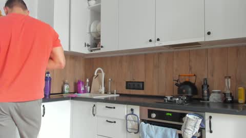 Vincent.  uncut 18cm online show from 02.03.25