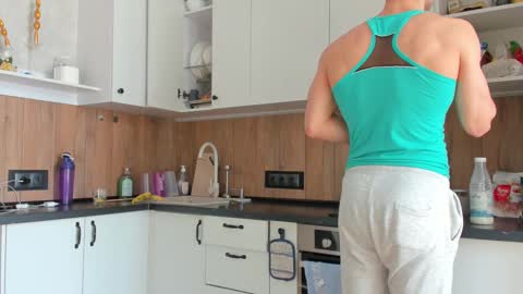 Vincent.  uncut 18cm online show from 02.24.25