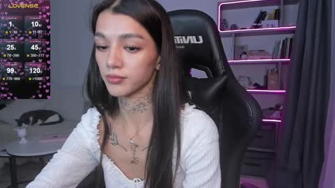 vinkitinkii online show from 12.28.24