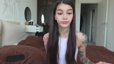 vinkitinkii online show from 10.19.25