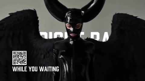 Diva Silvia online show from 10.17.25