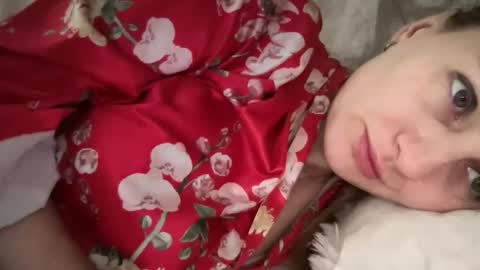 Snapshot of viola_1 chatting on 09.21.25 Funny girl online show from 09.21.25