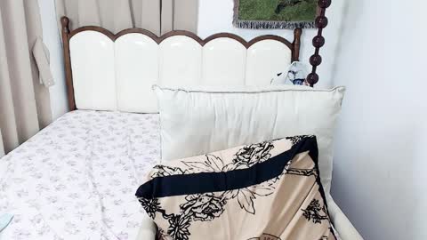 Snapshot of violazona chatting on 04.06.26 Zona online show from 04.06.26