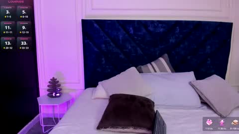 Violet online show from 03.09.26