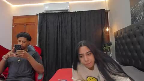 Snapshot of violet_and_myers chatting on 11.22.25 Violet and Myers online show from 11.22.25