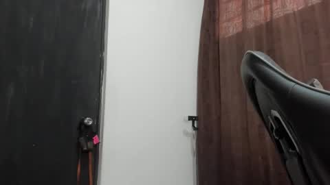 Snapshot of violet_and_myers chatting on 12.03.25 Violet and Myers online show from 12.03.25