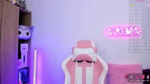 Snapshot of violet_catt chatting on 01.29.25 Violeta online show from 01.29.25