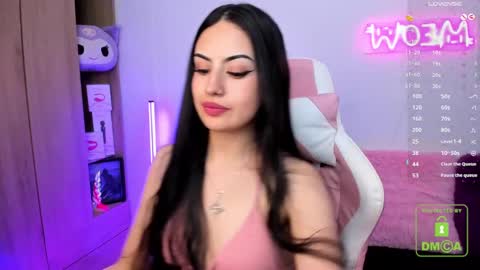 Snapshot of violet_catt chatting on 02.12.25 Violeta online show from 02.12.25